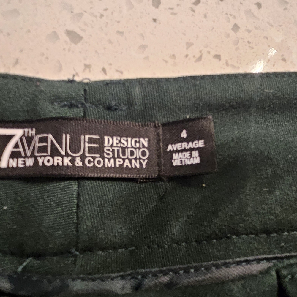 New York & Company Green Dress Pants